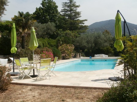Location villa maison avec piscine privée en Provence